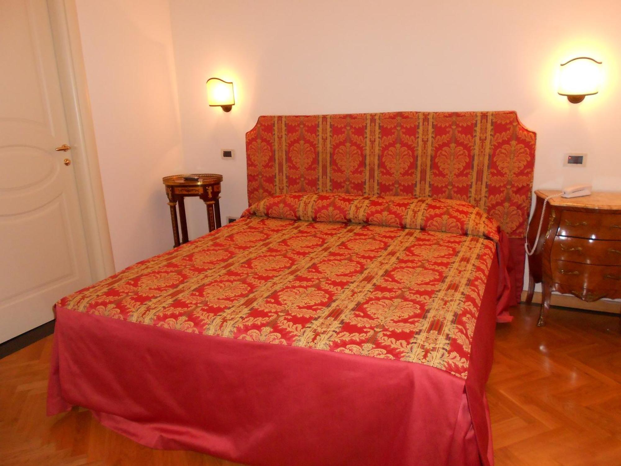 Hotel Al Teatro Livorno Zewnętrze zdjęcie