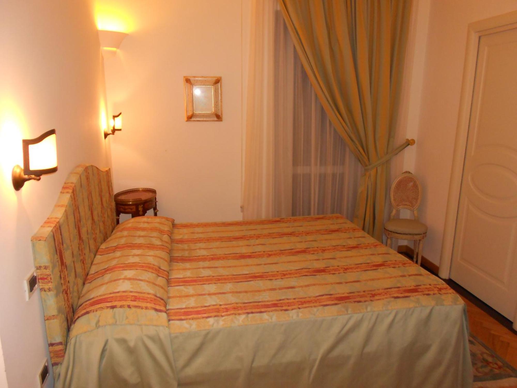 Hotel Al Teatro Livorno Pokój zdjęcie