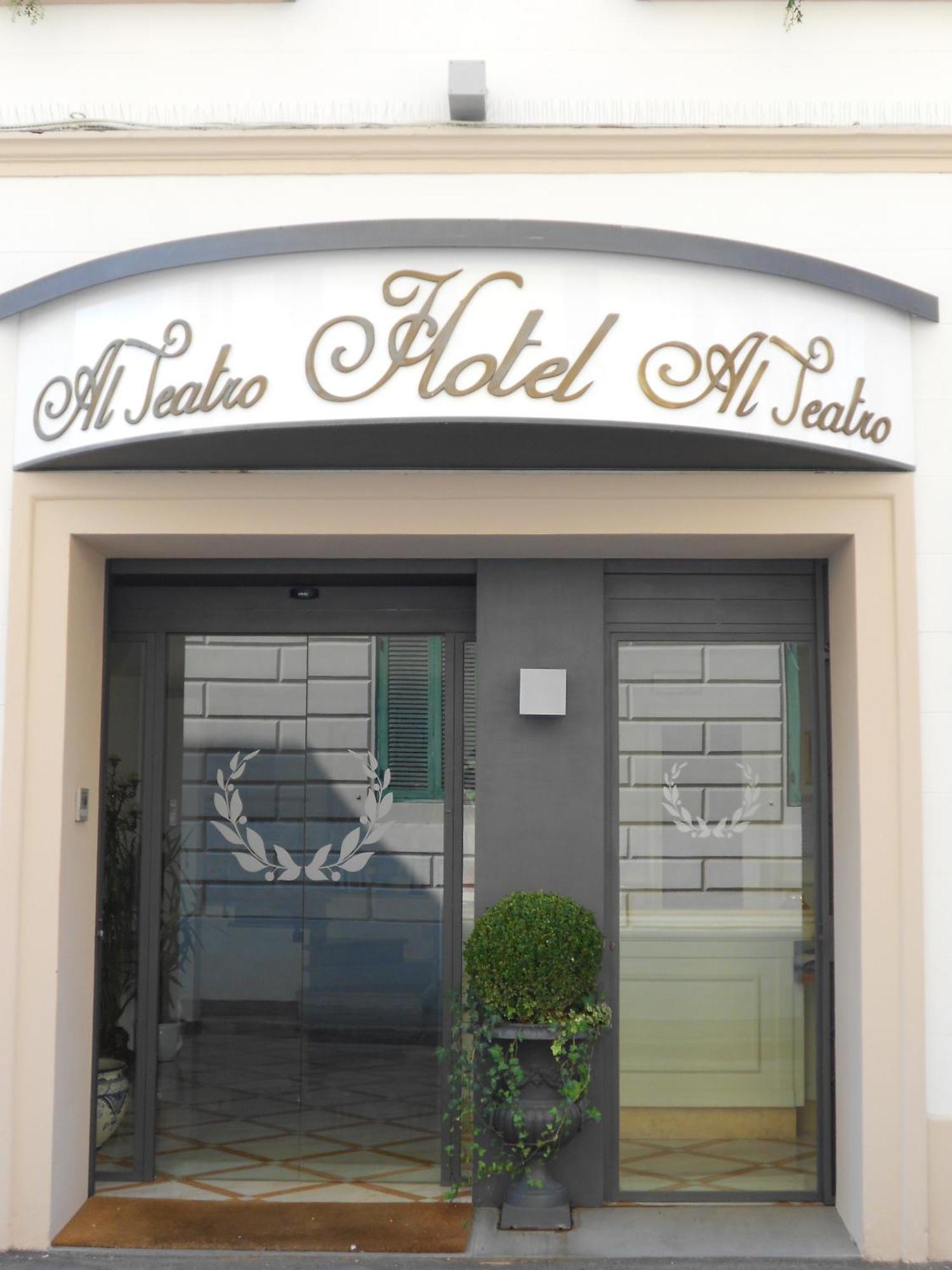 Hotel Al Teatro Livorno Zewnętrze zdjęcie