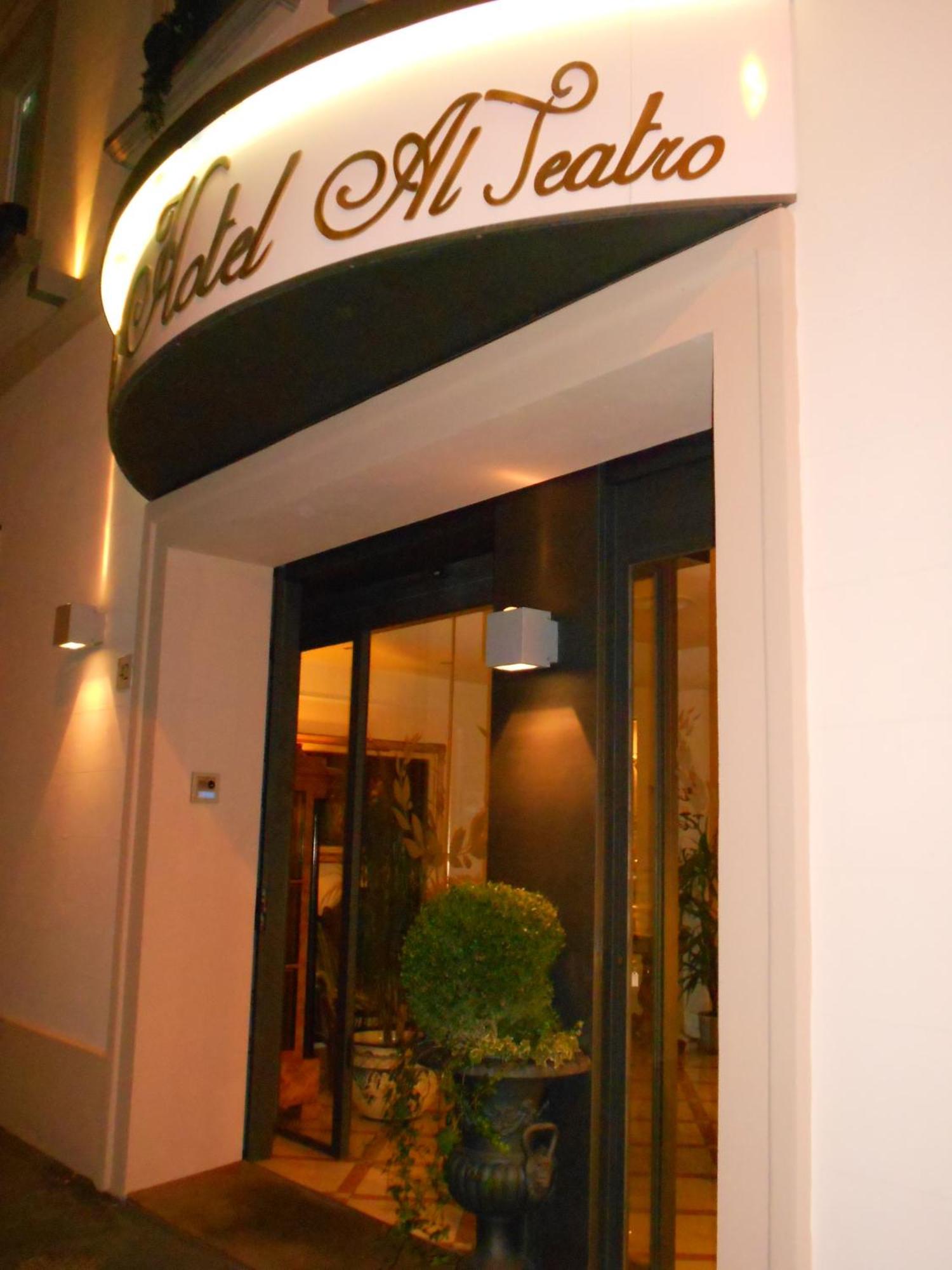 Hotel Al Teatro Livorno Zewnętrze zdjęcie