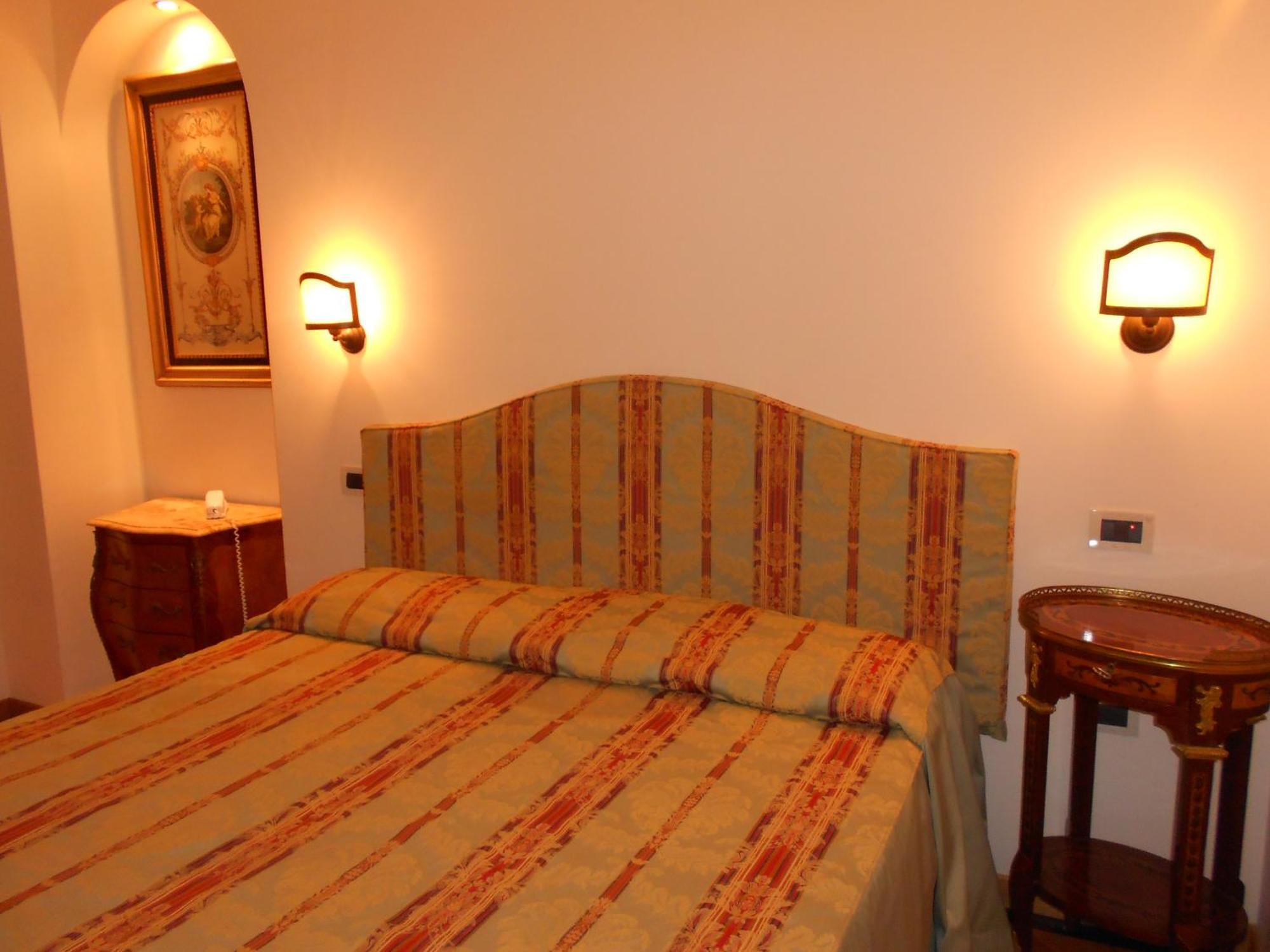 Hotel Al Teatro Livorno Pokój zdjęcie