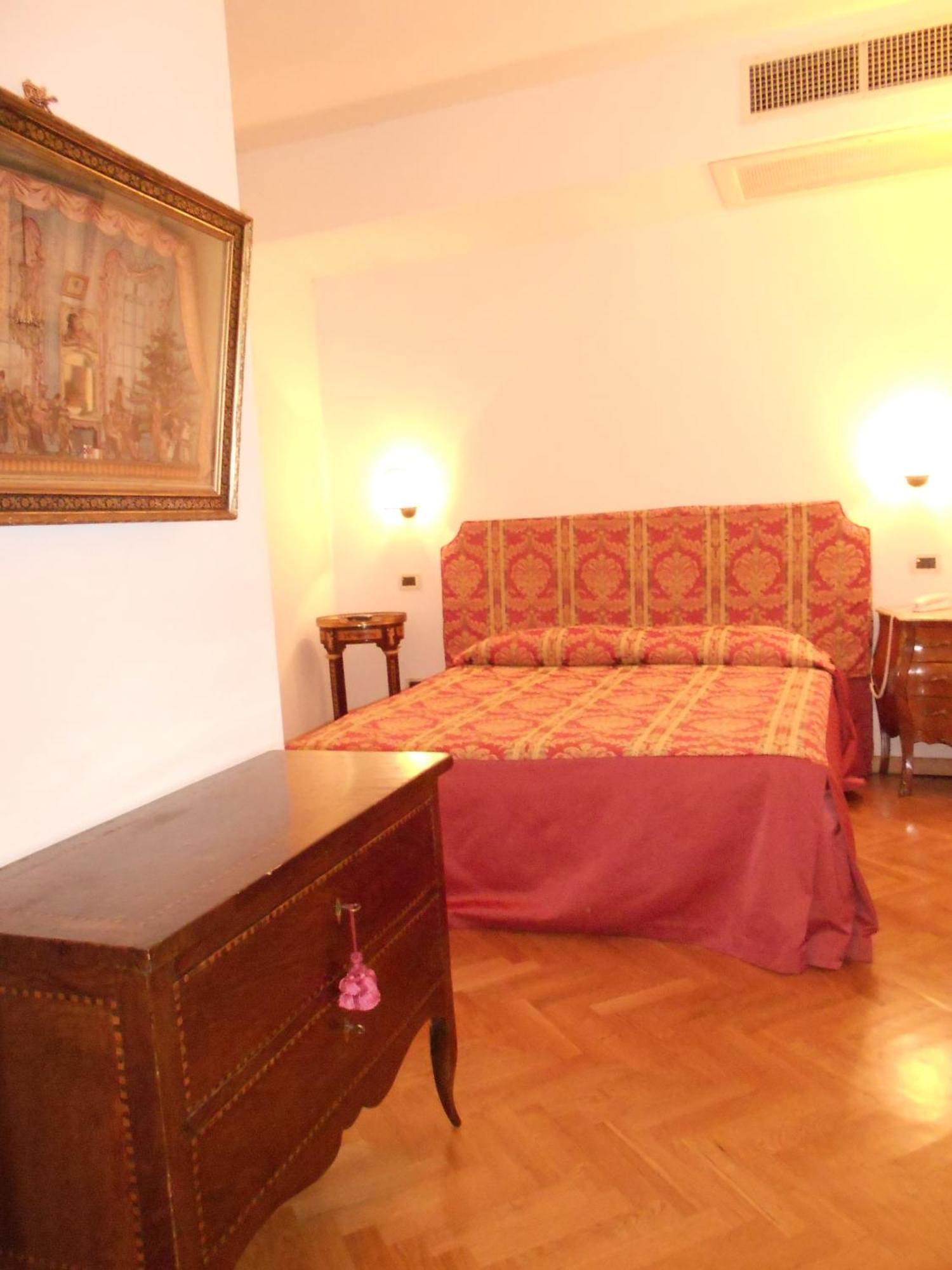 Hotel Al Teatro Livorno Zewnętrze zdjęcie